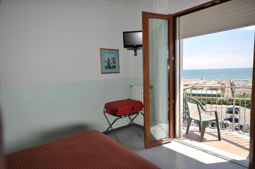 Hotel Real Sottomarina Oda fotoğraf